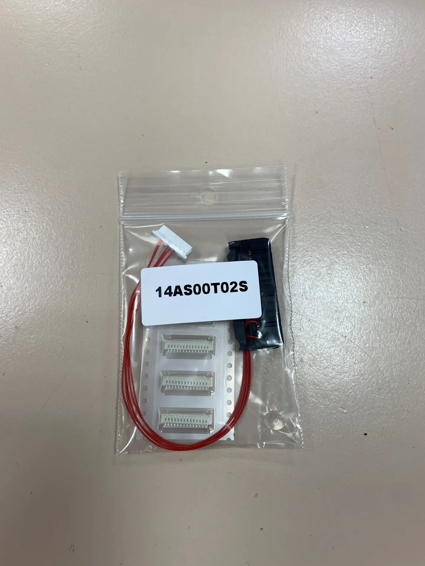 Adaptateur à souder pour ECU Poids Lourds TRW Truck (Motorola MPC5xx) 14AS00T02S