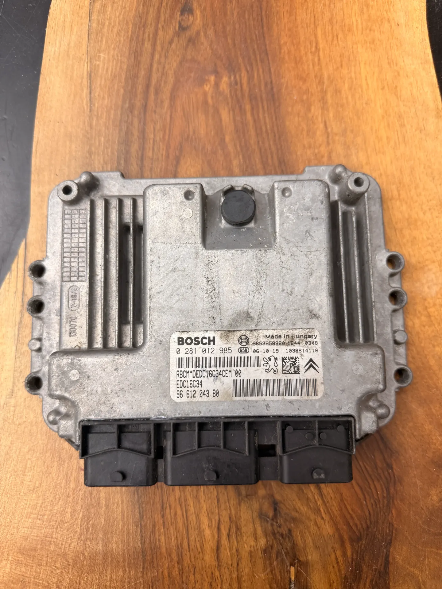 Calculateur Moteur | EDC16C34-4.11 |  0281012985 | 9661204380 | 1039S14116