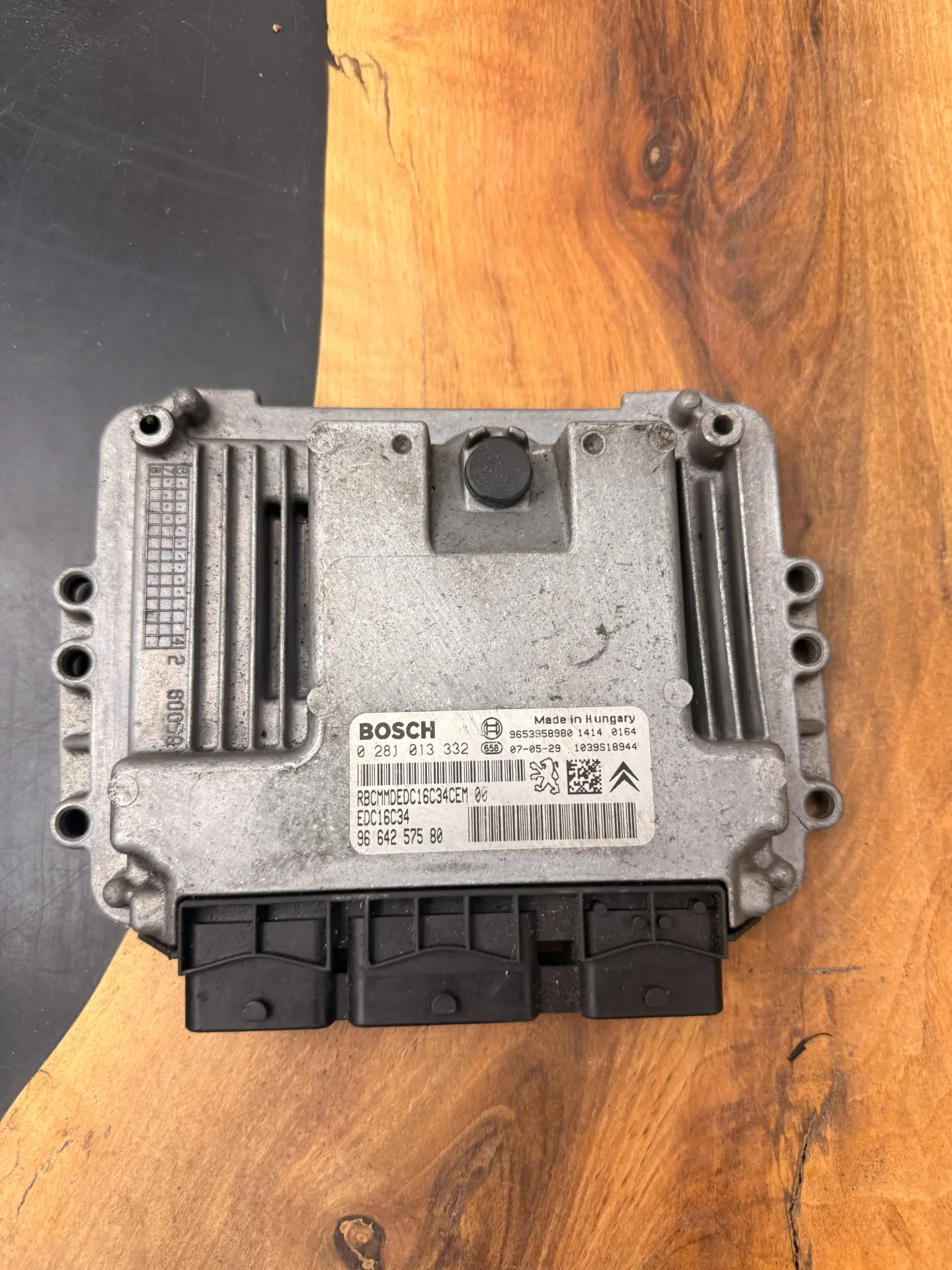 Calculateur Moteur | EDC16C34-4.11 | 0281013332 | 9664257580 | 1039S18944